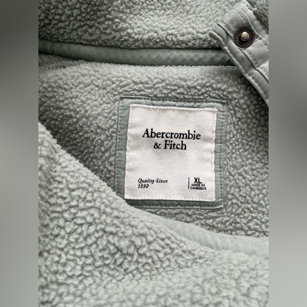 Comfy warm ABERCROMBIE & FITCH pullover 🍃🍃 - Picture 6 of 12